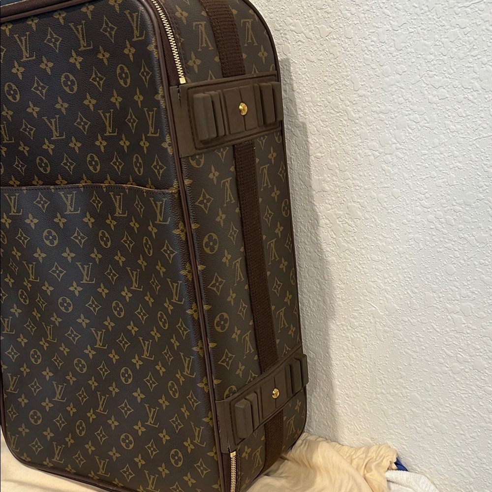 Louis Vuitton Monogram Pegase 55 +Dust bag+ Luggage tag + lock/keys and COA - Picture 6 of 17